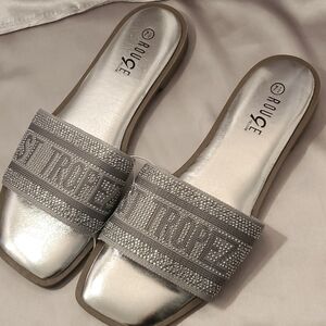 SILVER RHINESTONES ROUGE HELIUM ST TROPEZ LOGO SLIDES